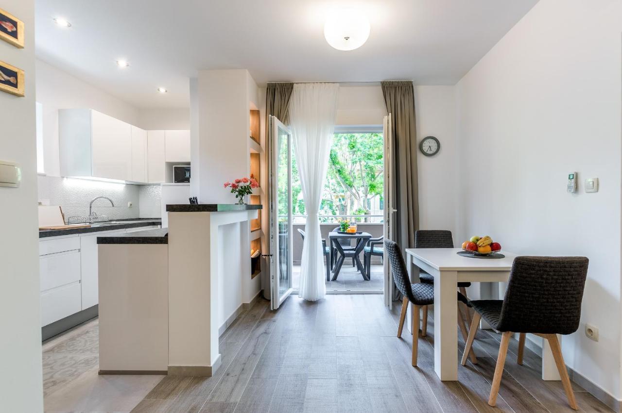 Apartament Location 